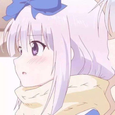 女孩吃酸奶勺子卡牙里凌晨就医
